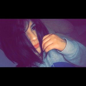 Meet your Posher, Anika